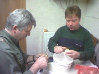 Wieland und Rainer: Die "Tr&auml;nenarbeit"