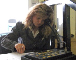 Prim&auml;re: Heike als Hallensprecherin