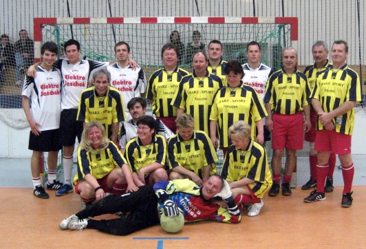 Unser gesamtes Hallenteam