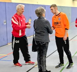 Ehrenpreis: Max Gr&uuml;ning. FSV Sargstedt